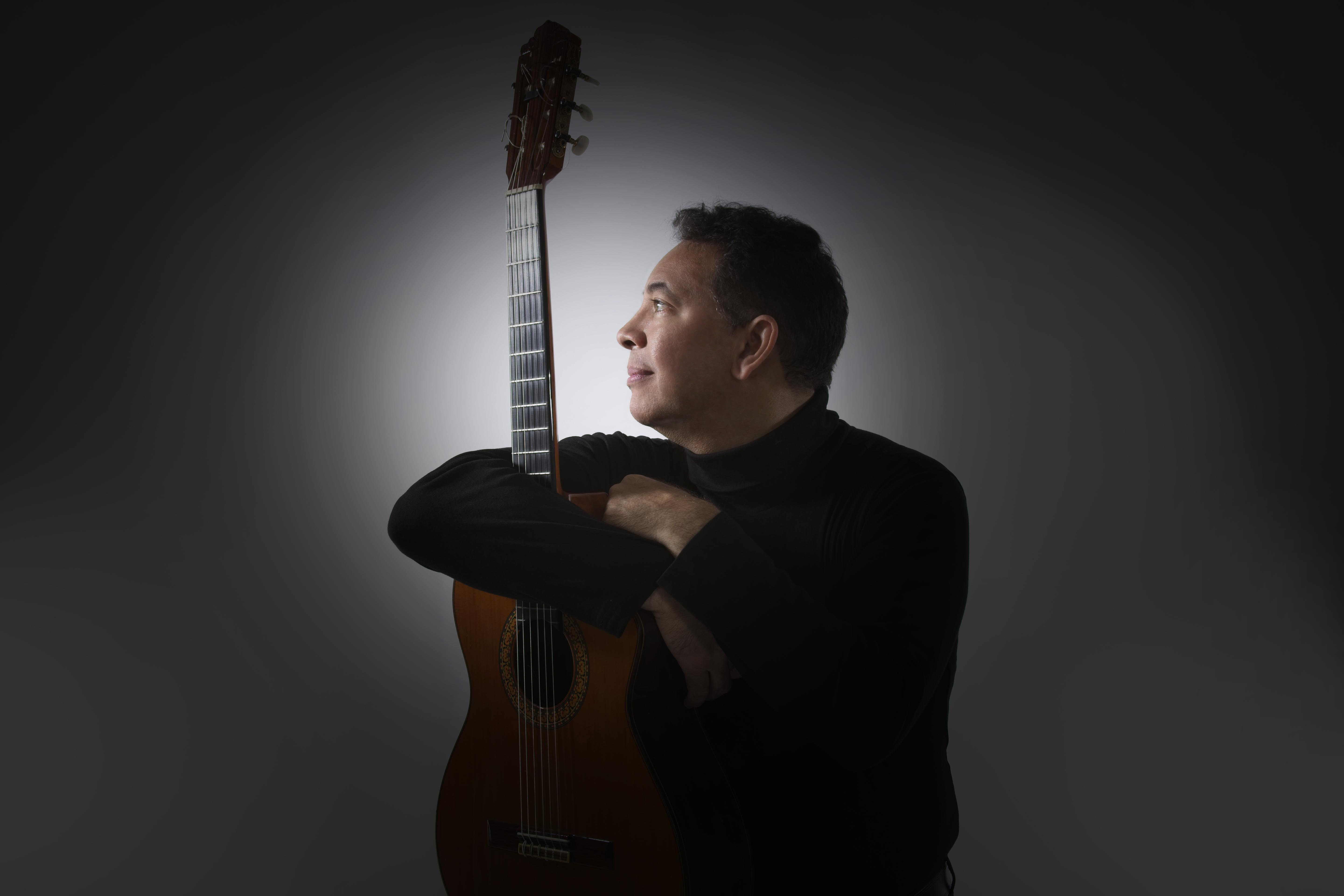 luis-mario-ochoa_Album-Cover_Q9A9105-